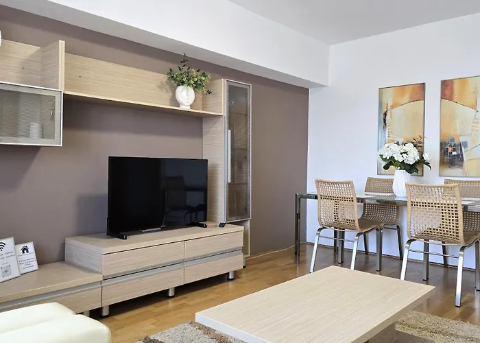 Unirii River View Suites